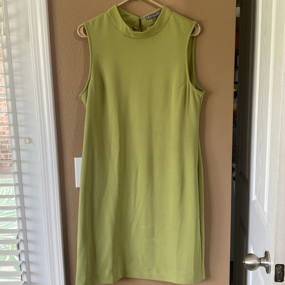 🥳 7/$10!! Light Green Women’s Dress Size 12